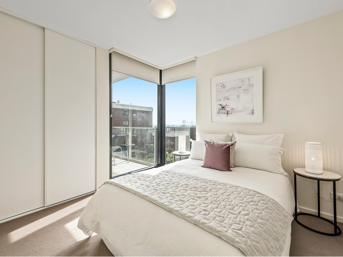 801 / 594 St Kilda Road MELBOURNE - Residential for sale