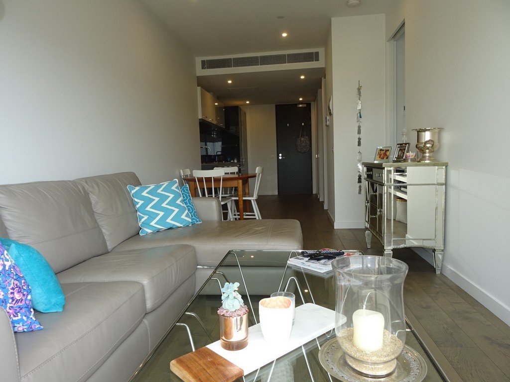 804 / 222 Bay Road Sandringham - Residential for lease