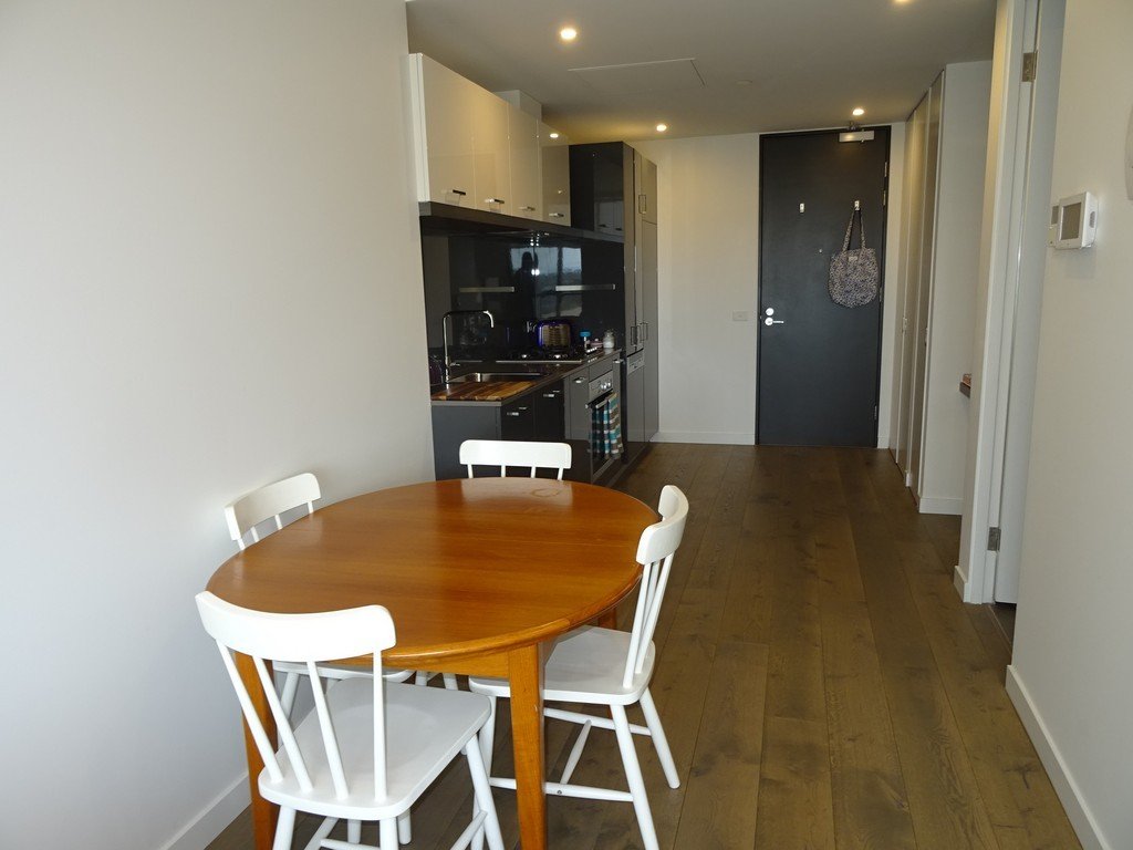 804 / 222 Bay Road Sandringham - Residential for lease