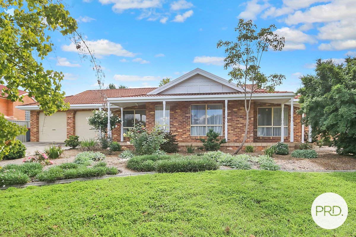 81 Crawshaw Crescent, GLENROY NSW 2640