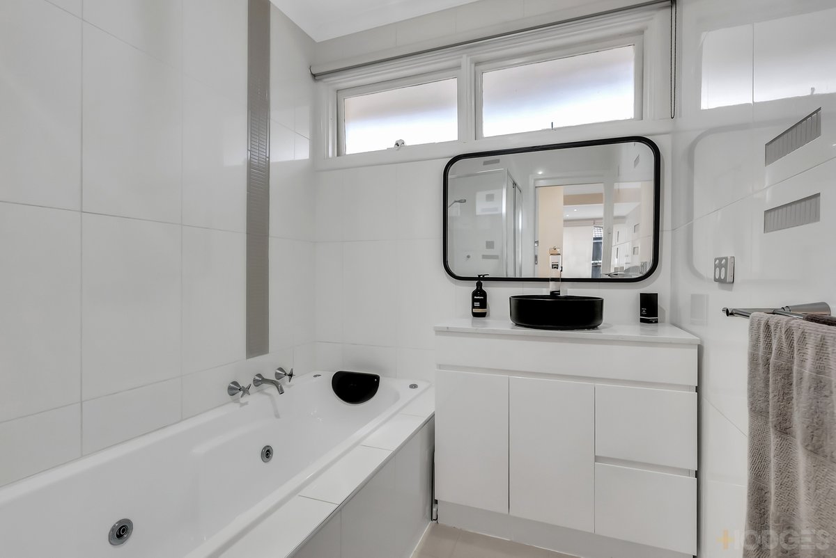 8 / 137 Beach Road Parkdale - Residential for sale
