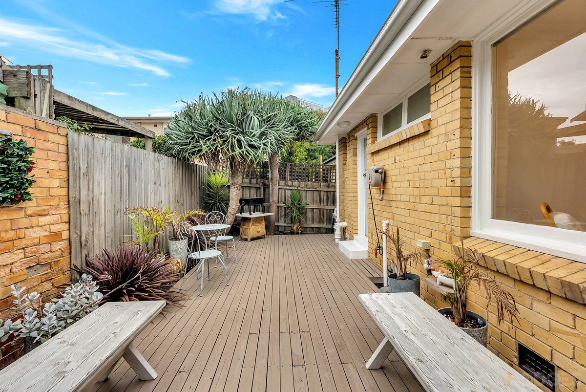 8 / 137 Beach Road Parkdale - Residential for sale