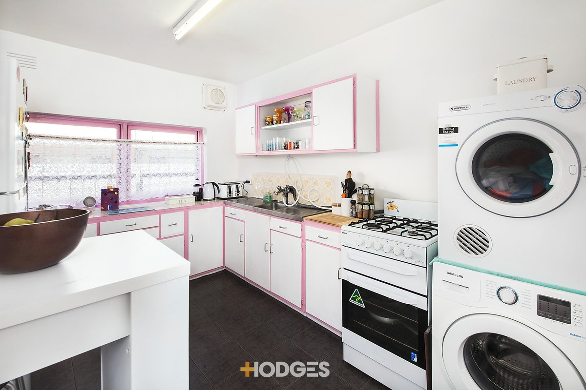 8/1379-1381 Nepean Highway Cheltenham - Residential for sale