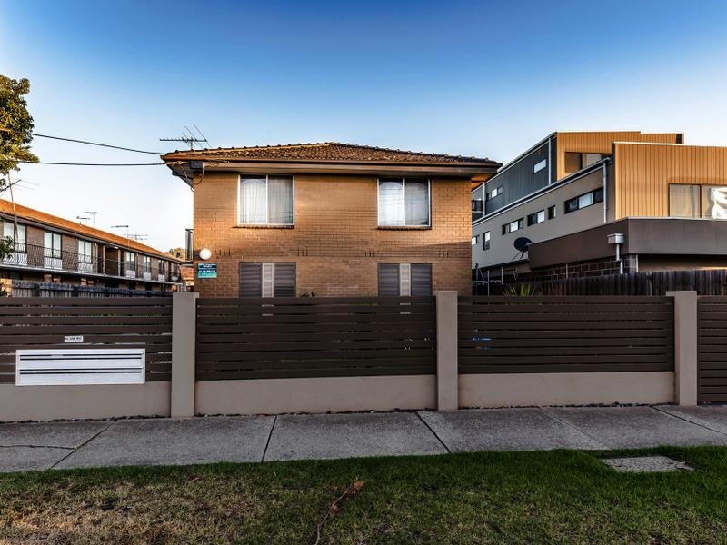 8 / 15 Beaumont Parade WEST FOOTSCRAY - Residential for sale