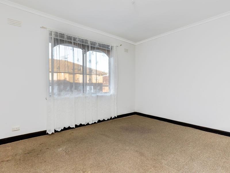 8 / 15 Beaumont Parade WEST FOOTSCRAY - Residential for sale