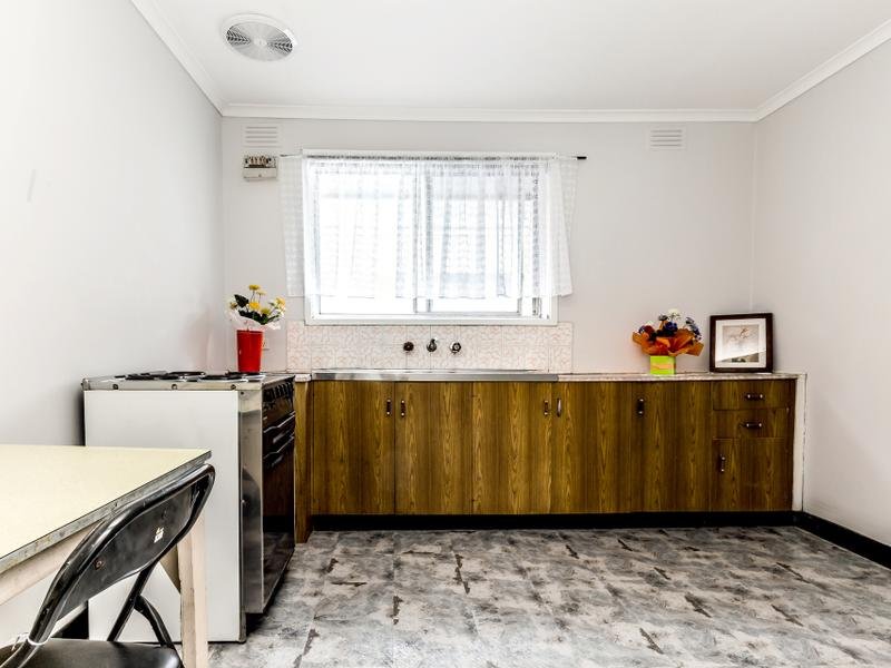8 / 15 Beaumont Parade WEST FOOTSCRAY - Residential for sale