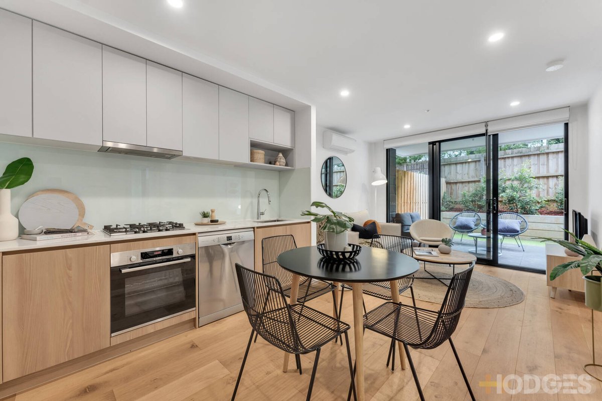 8 / 15 Major Street Highett - Residential for sale