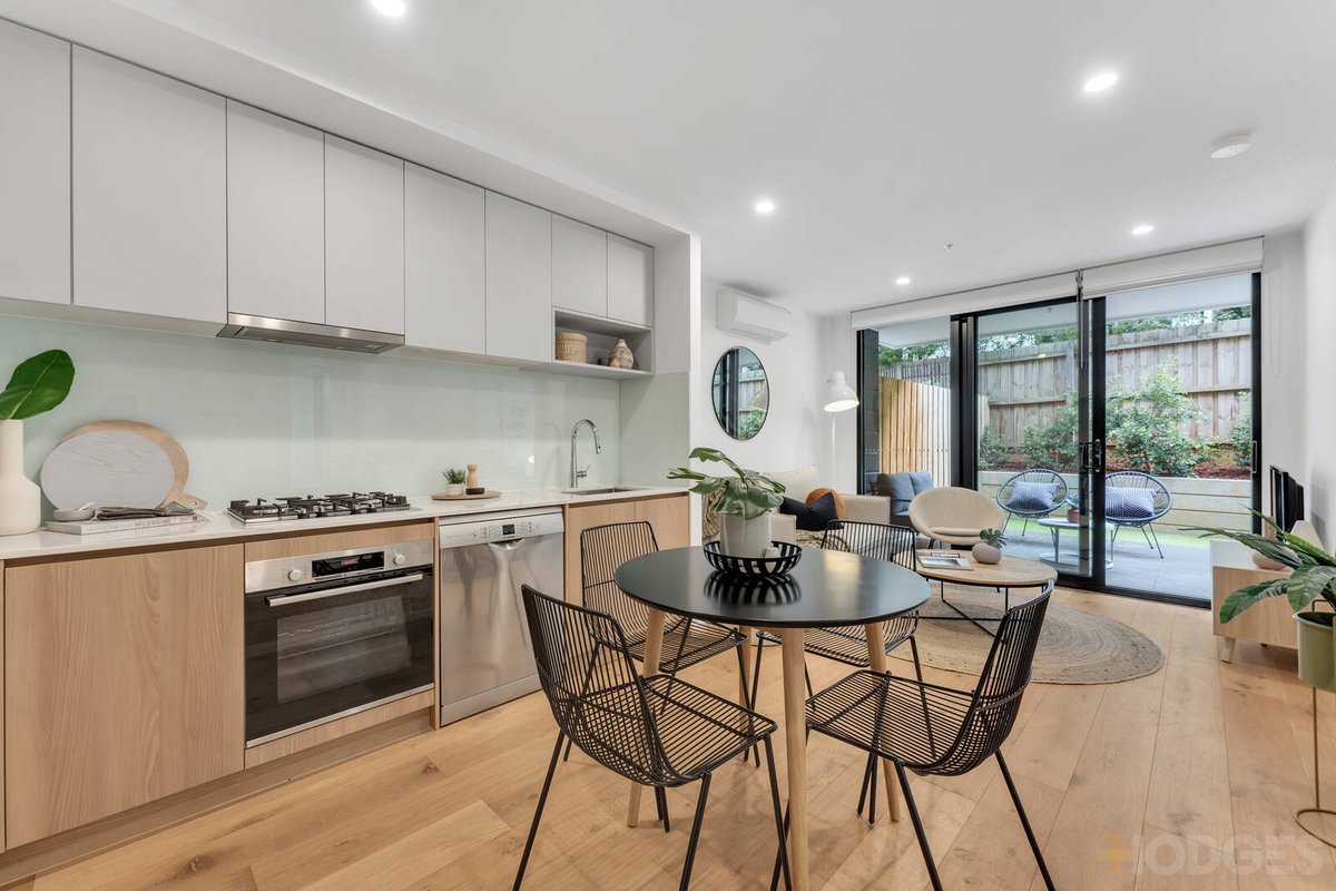 8 / 15 Major Street Highett - Residential for sale