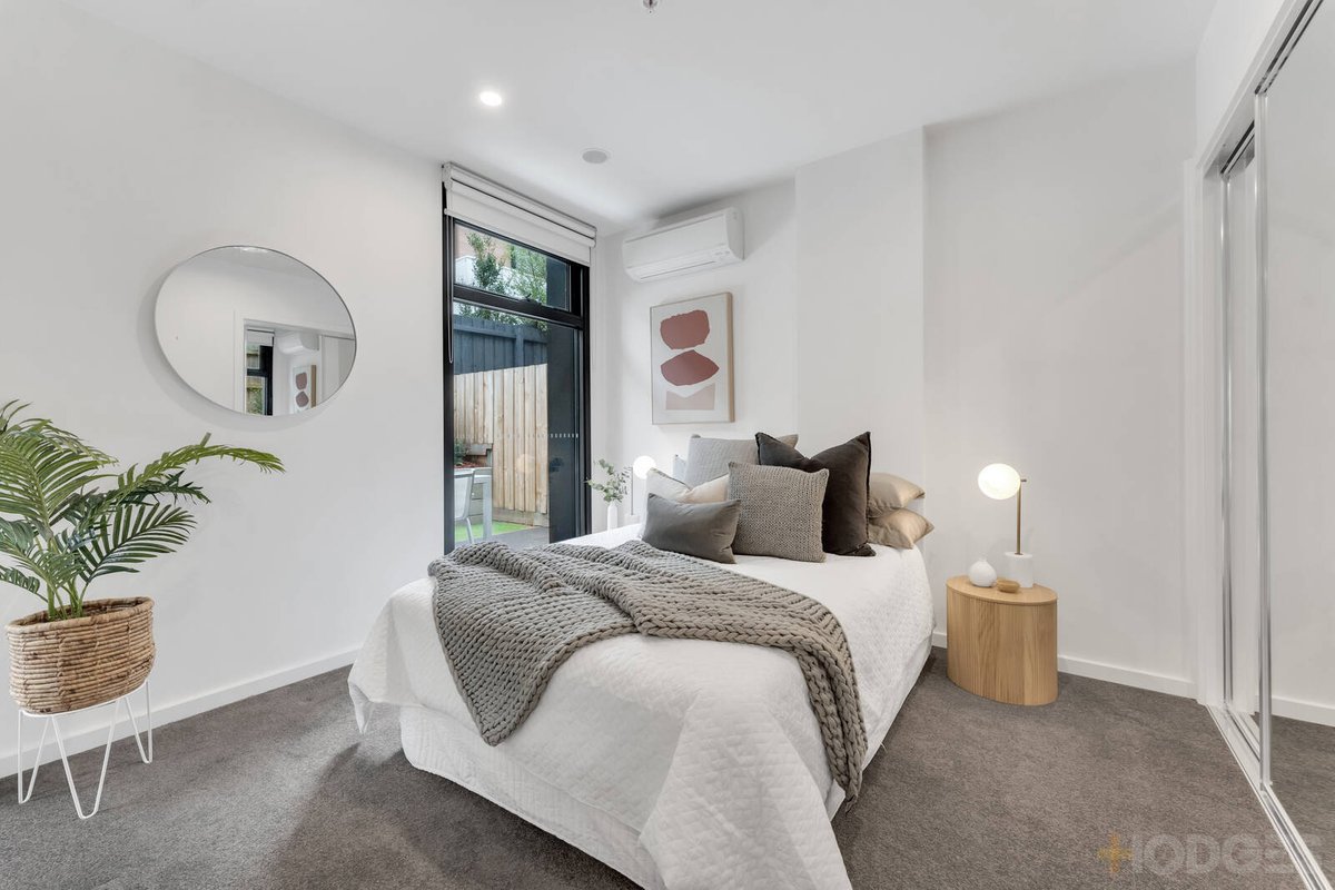 8 / 15 Major Street Highett - Residential for sale