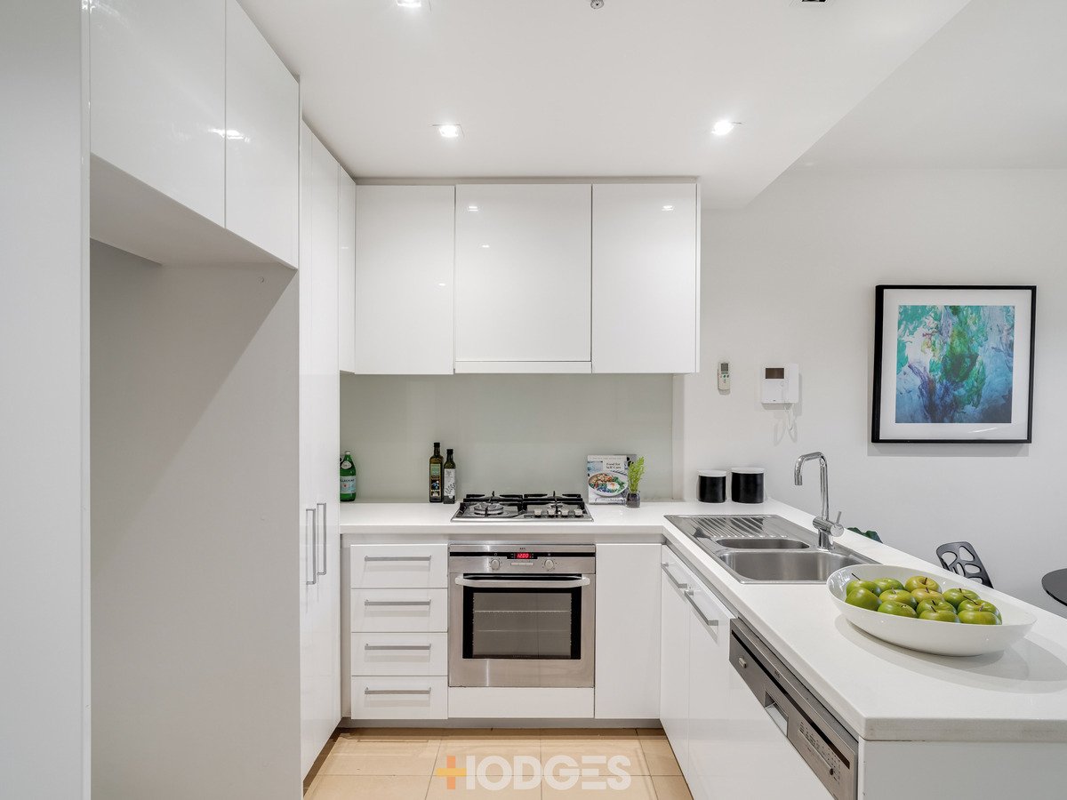8 / 163 Cremorne Street RICHMOND - Residential for sale
