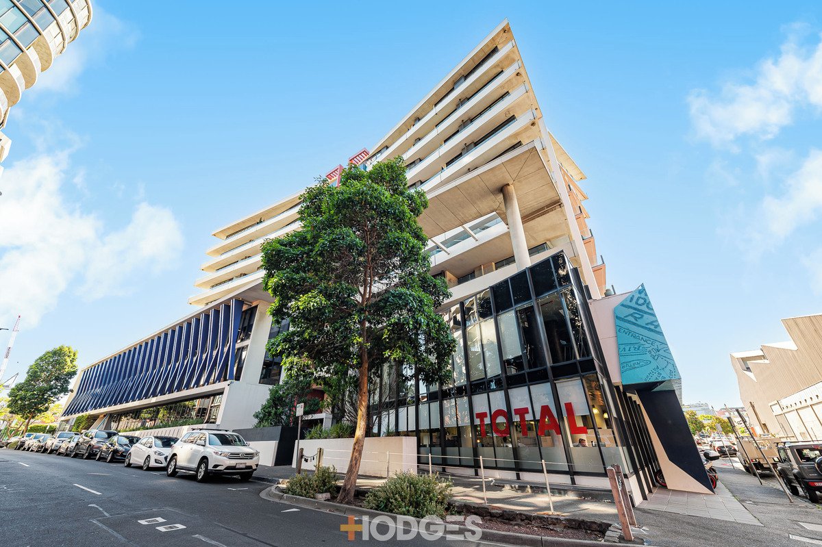 8 / 163 Cremorne Street RICHMOND - Residential for sale