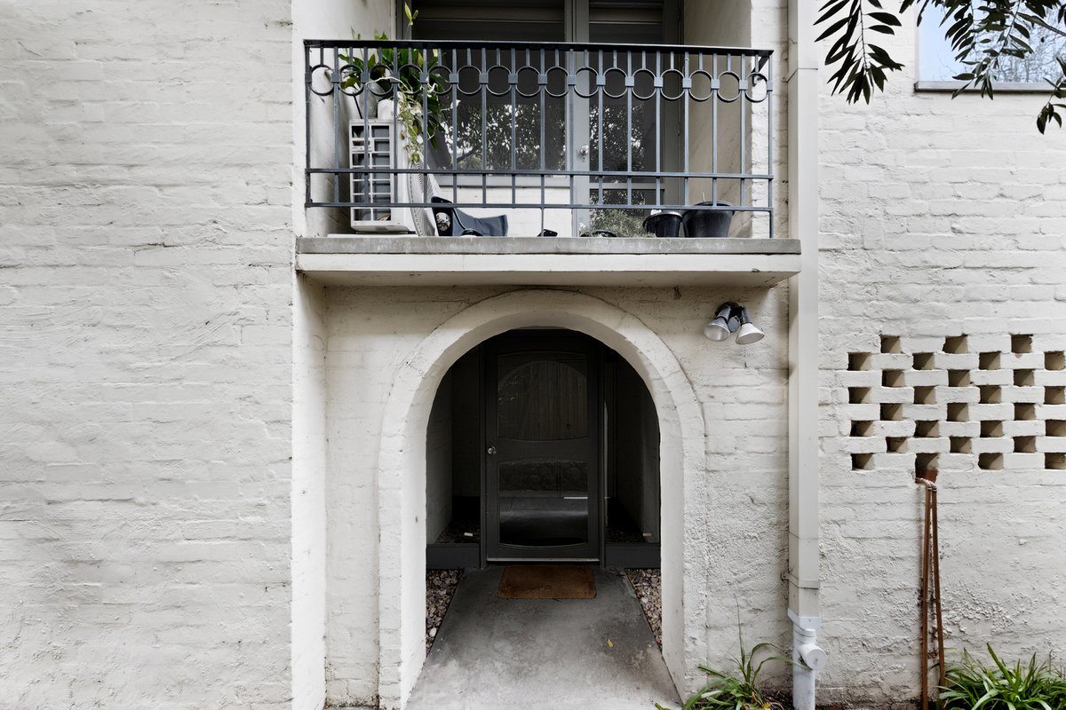 8 / 2 Gordon Grove SOUTH YARRA - Residential for lease