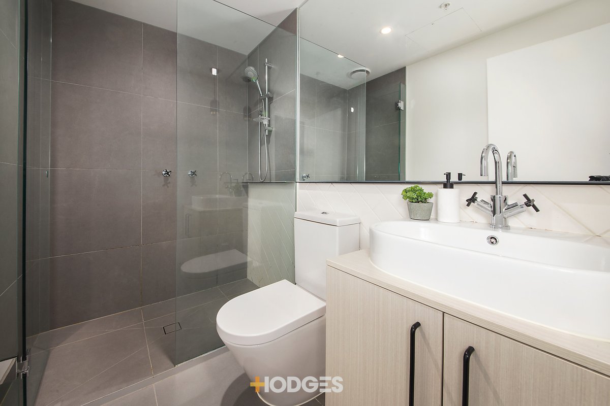 821 / 20 Shamrock Street Abbotsford - Residential for sale