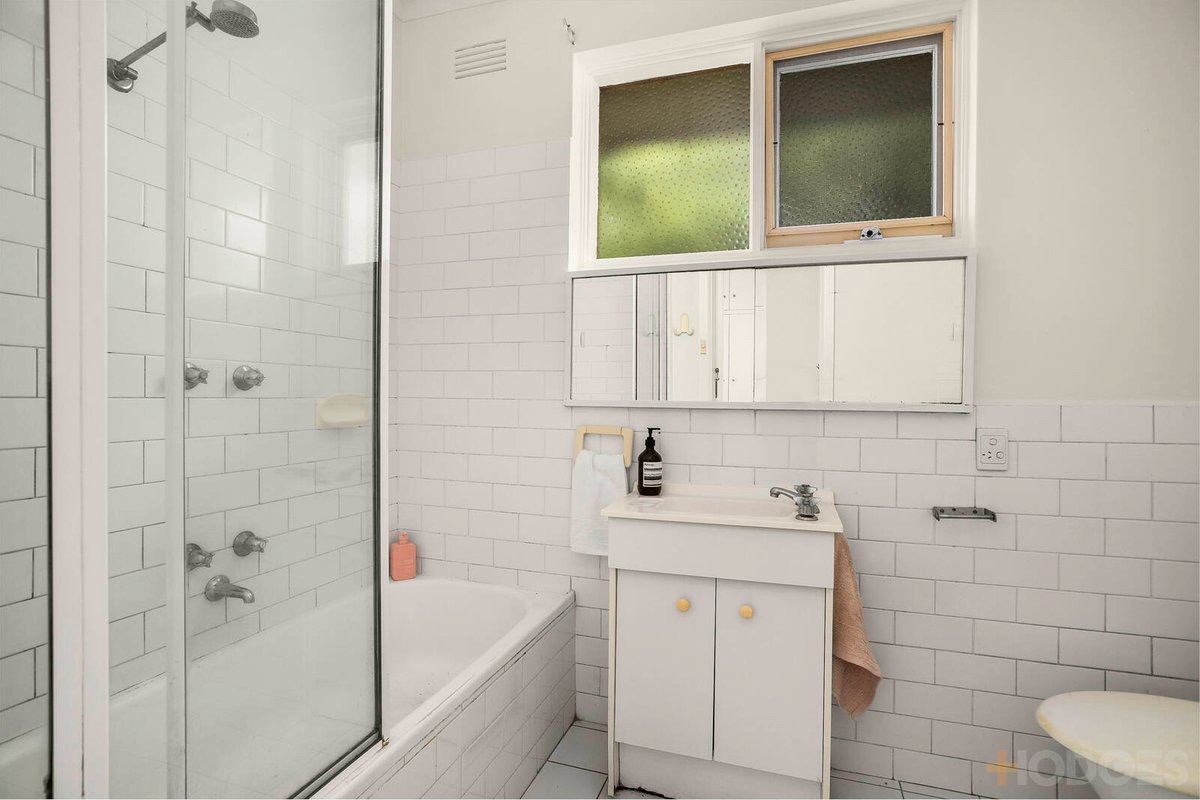 8 / 217 Brighton Road Elwood - Residential for sale