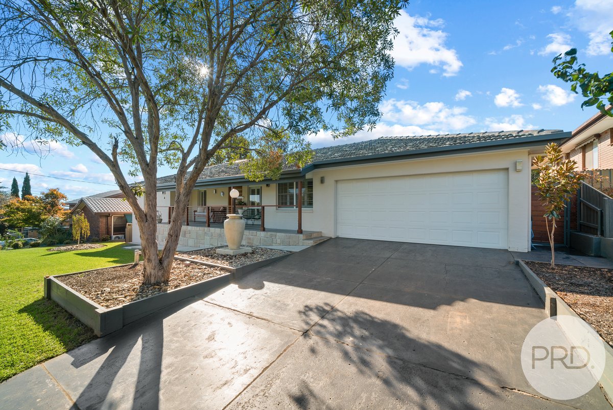 83 Leavenworth Drive, MOUNT AUSTIN NSW 2650