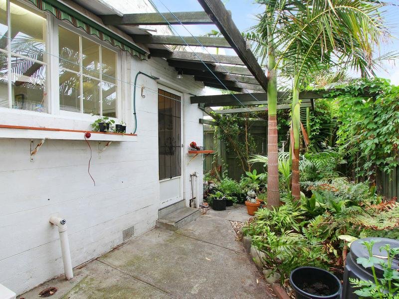 8 / 34 Third Street BLACK ROCK - Residential for sale