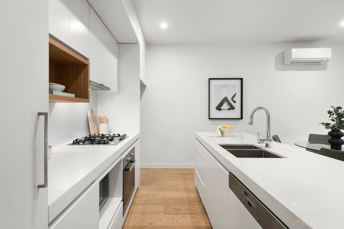 8 / 36 Crisp Street Hampton - Residential for sale
