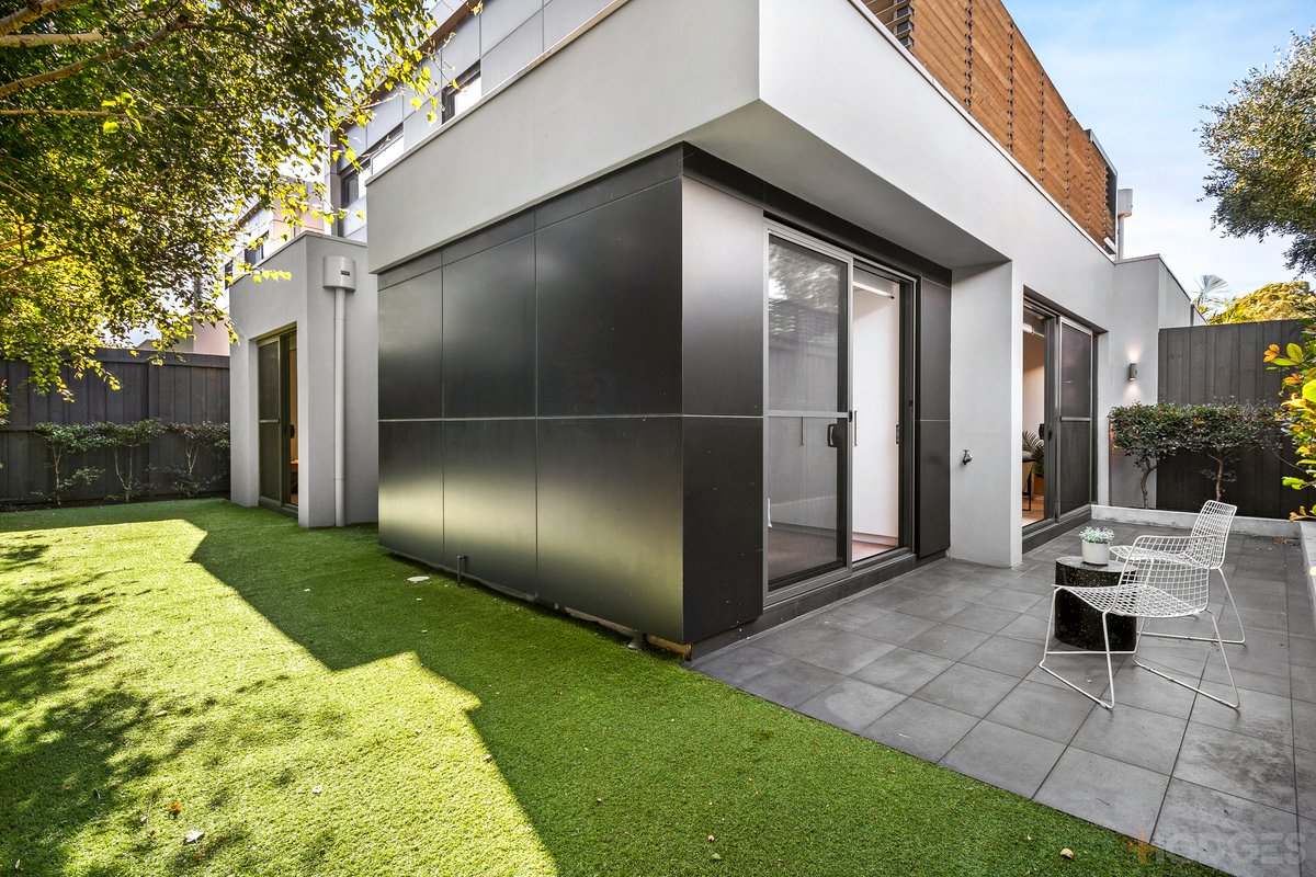 8 / 36 Crisp Street Hampton - Residential for sale
