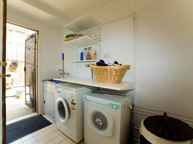 8 / 37 Ballarat Road FOOTSCRAY - Residential for sale