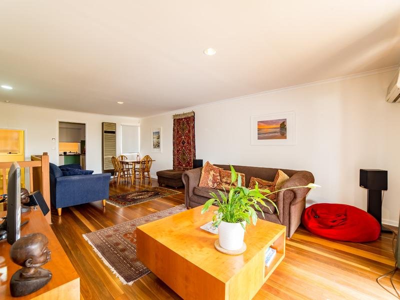8 / 37 Ballarat Road FOOTSCRAY - Residential for sale