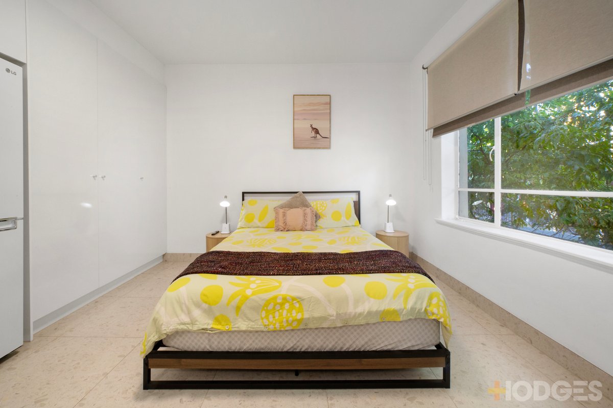 8 / 42 Waterloo Crescent St Kilda - Residential for sale