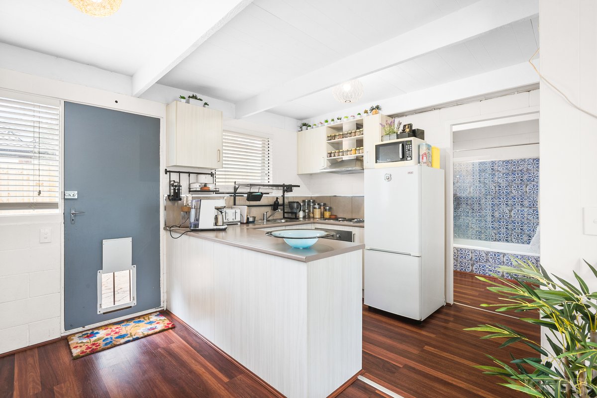 8 / 464-465 Station Street Bonbeach - Residential for sale