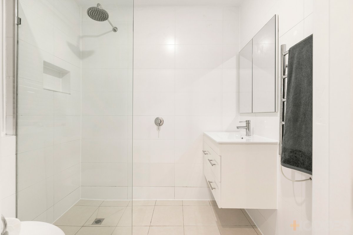 8 / 48 Lansell Road Toorak - Residential for sale