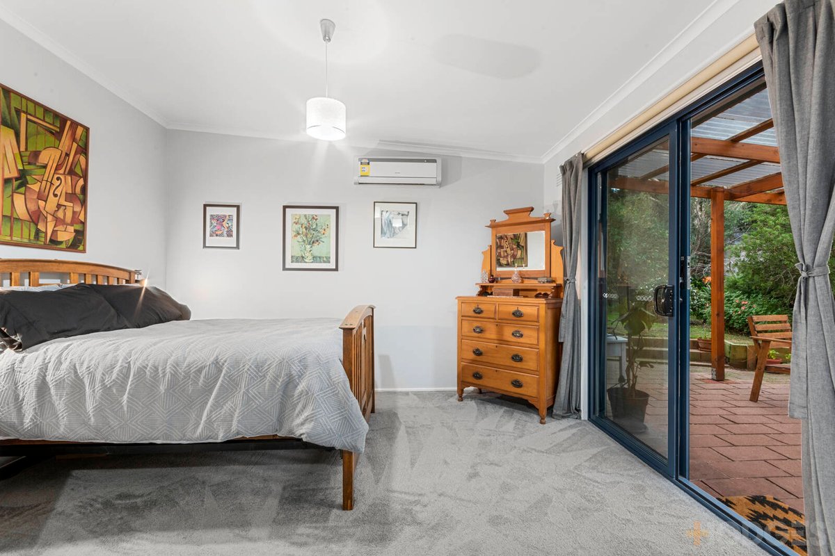 85 Fraser Crescent Ocean Grove - Residential for sale