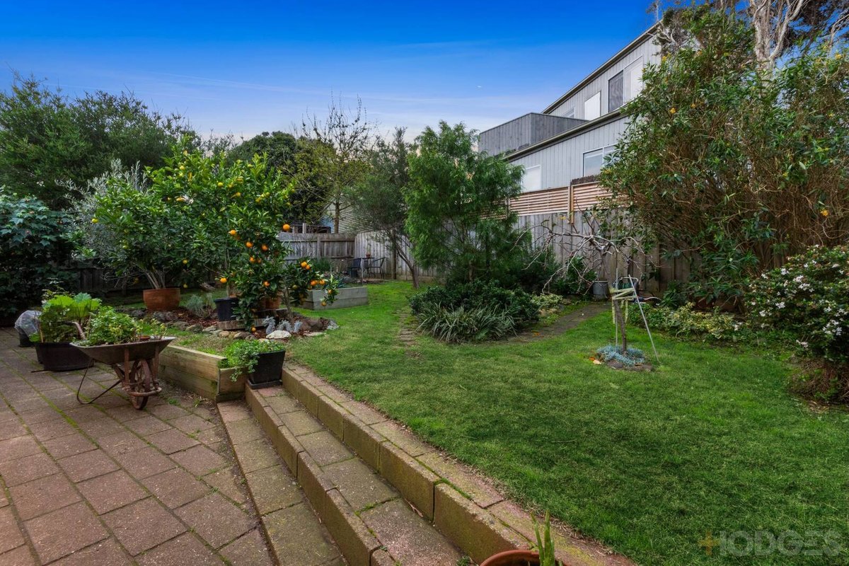 85 Fraser Crescent Ocean Grove - Residential for sale