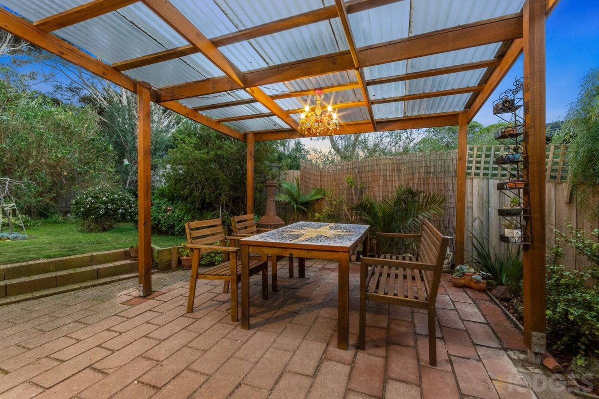 85 Fraser Crescent Ocean Grove - Residential for sale