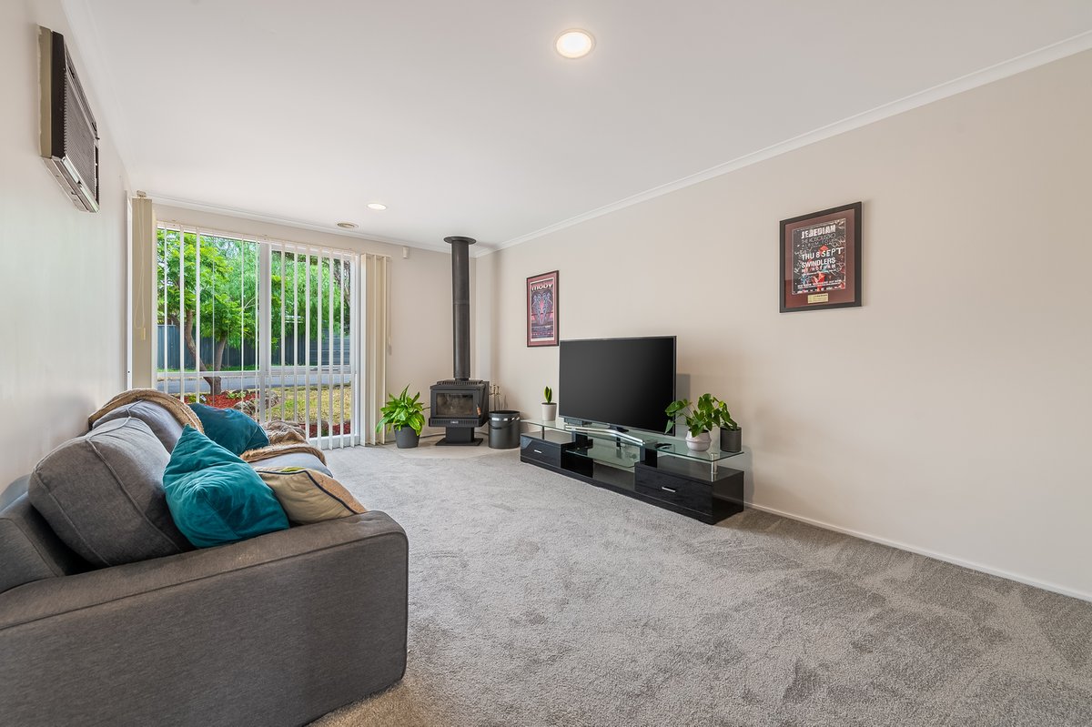 85 Macedon Street Hoppers Crossing - Residential for sale