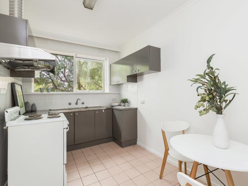 8 / 51 Napier Street FOOTSCRAY - Residential for sale