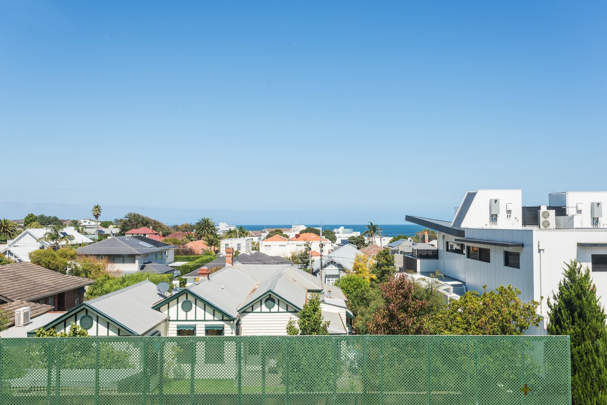 8 / 60 Bay Road SANDRINGHAM property