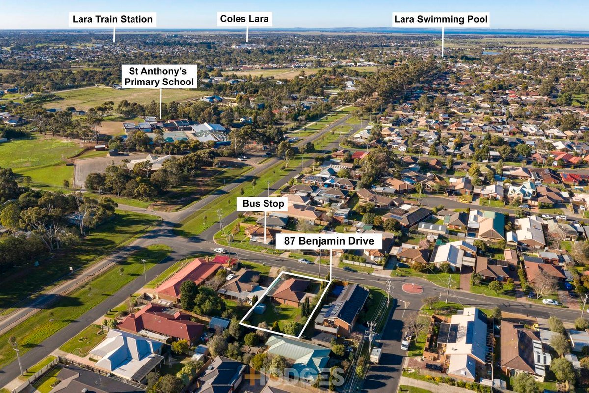 87 Benjamin Drive Lara - Residential for sale