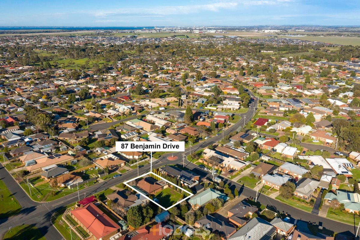 87 Benjamin Drive Lara - Residential for sale