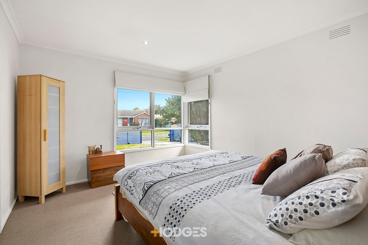 87 Kinross Avenue Edithvale - Residential for sale