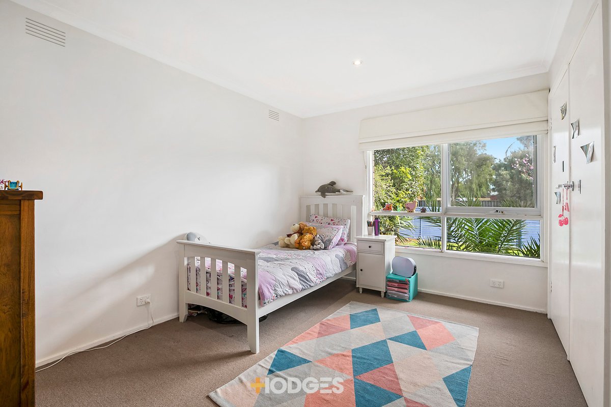 87 Kinross Avenue Edithvale - Residential for sale