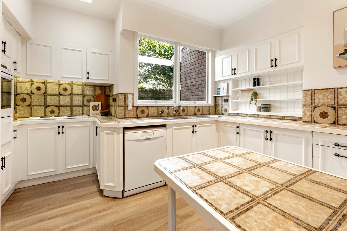 87 Roslyn Street Brighton - Residential for sale