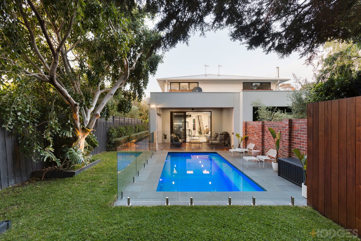 8A Myrtle Road Hampton - Residential for sale