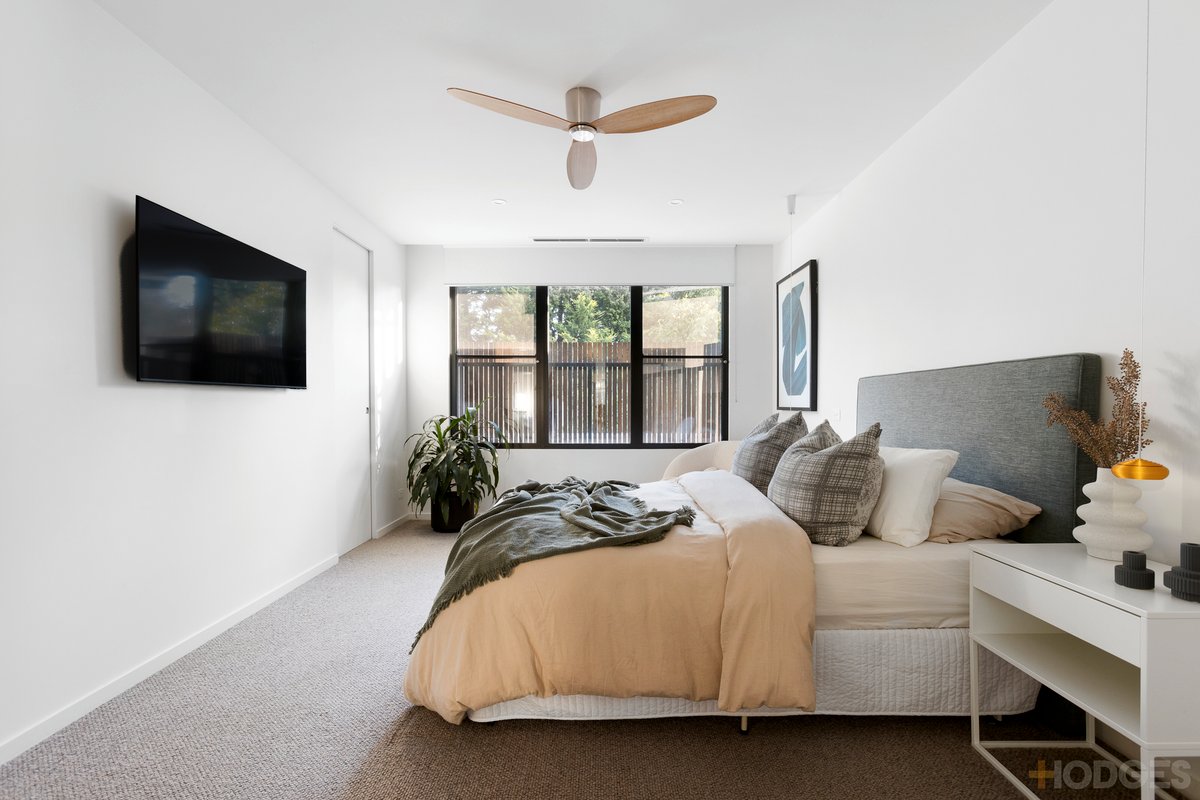8A Myrtle Road Hampton - Residential for sale
