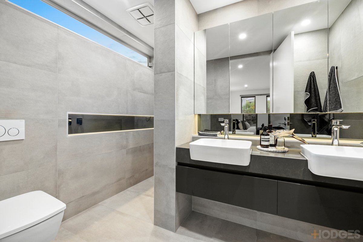 8A Reserve Road Beaumaris - Residential for sale