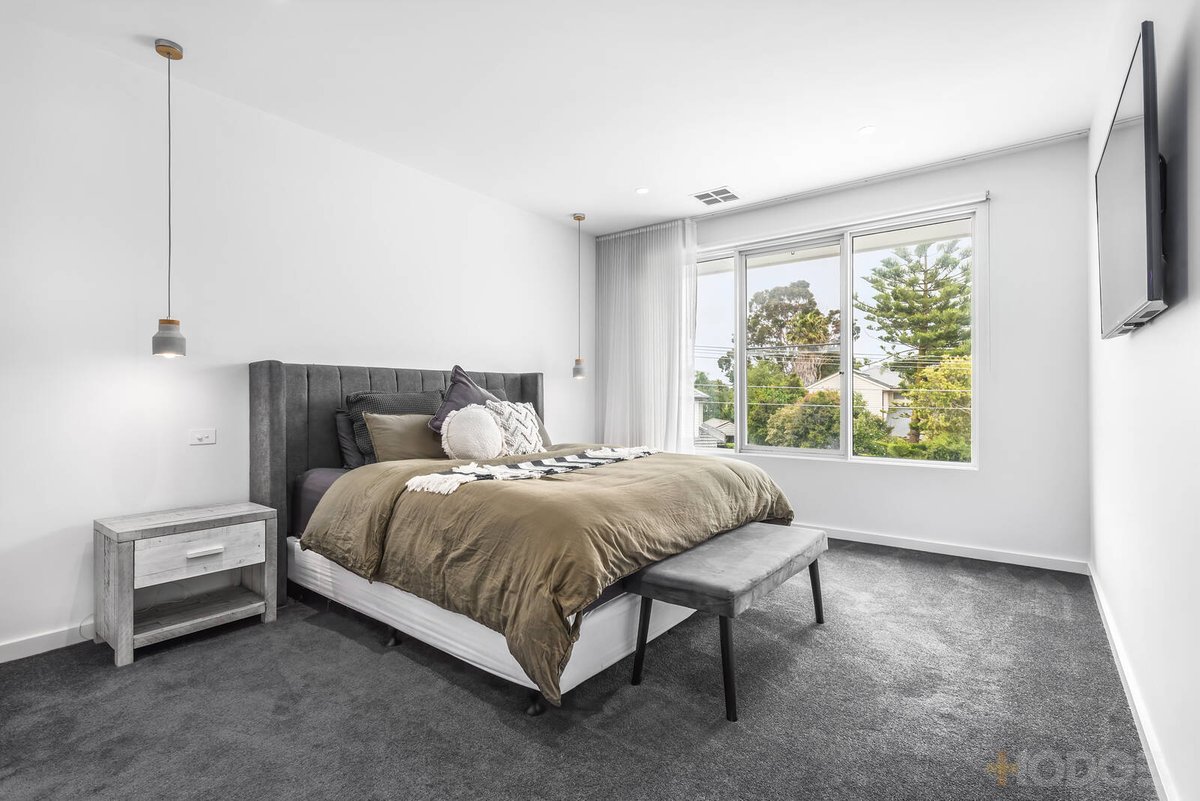 8a Waratah Avenue Mordialloc - Residential for sale