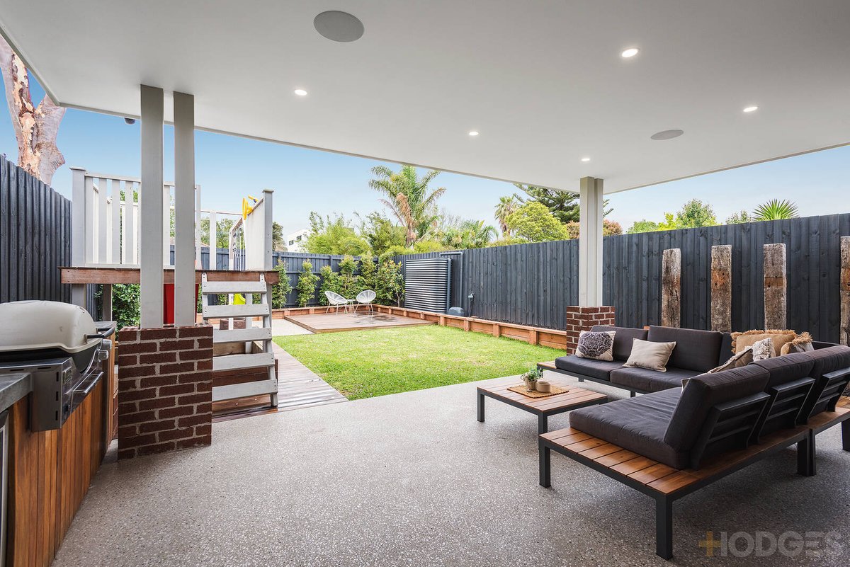 8a Waratah Avenue Mordialloc - Residential for sale