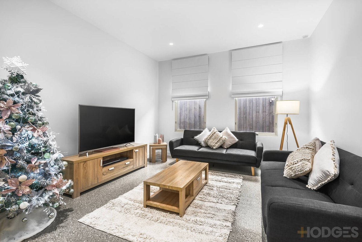 8a Waratah Avenue Mordialloc - Residential for sale