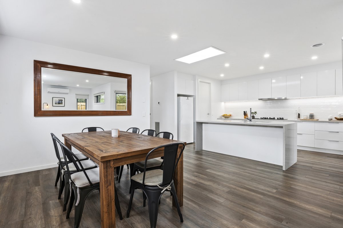 8B Sladen Street HAMLYN HEIGHTS - Residential for sale