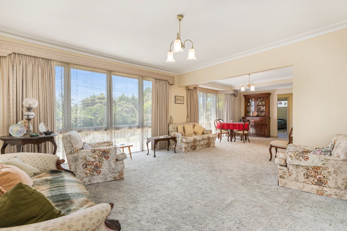 9 Anderson Court MENTONE - Residential for sale