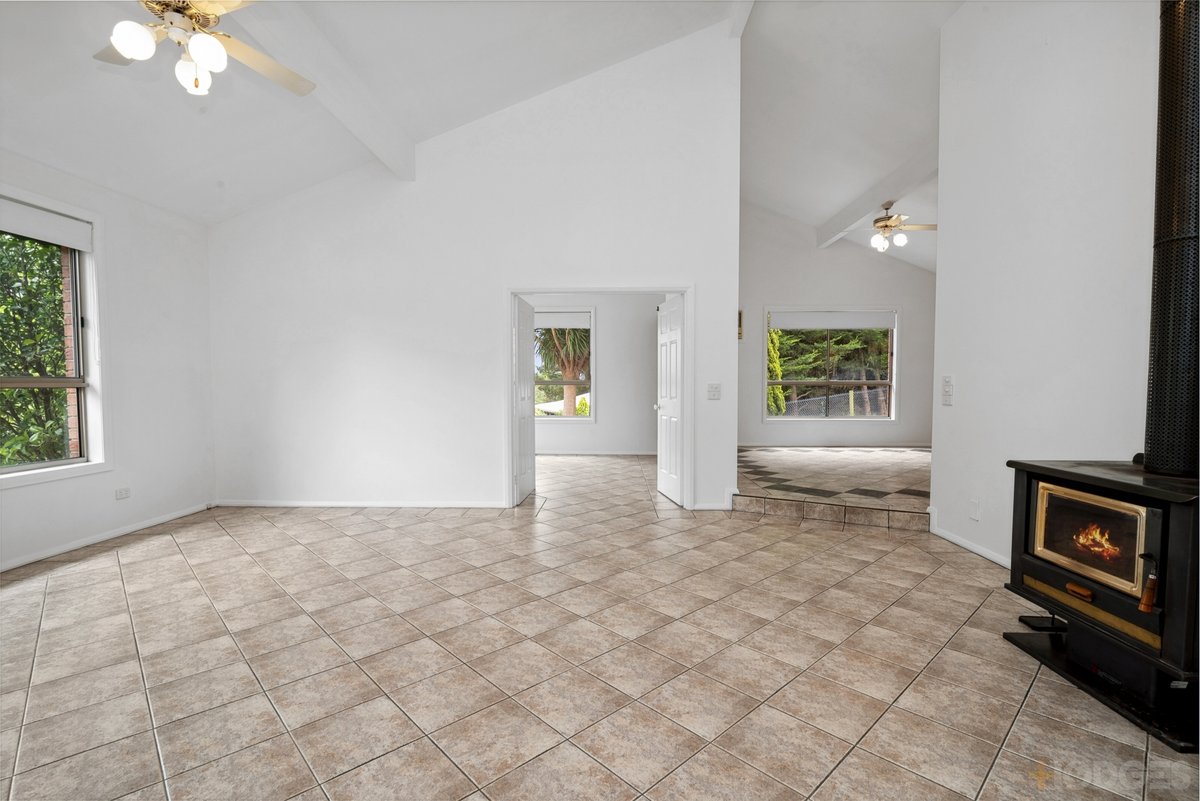 9 Bonnieview Court Wandong - Residential for sale