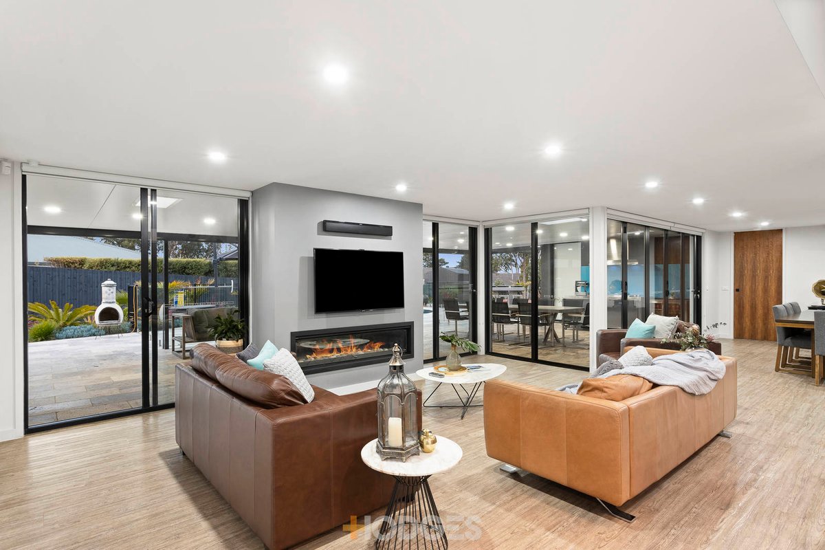 9 Bright Crescent Mount Eliza - Residential for sale
