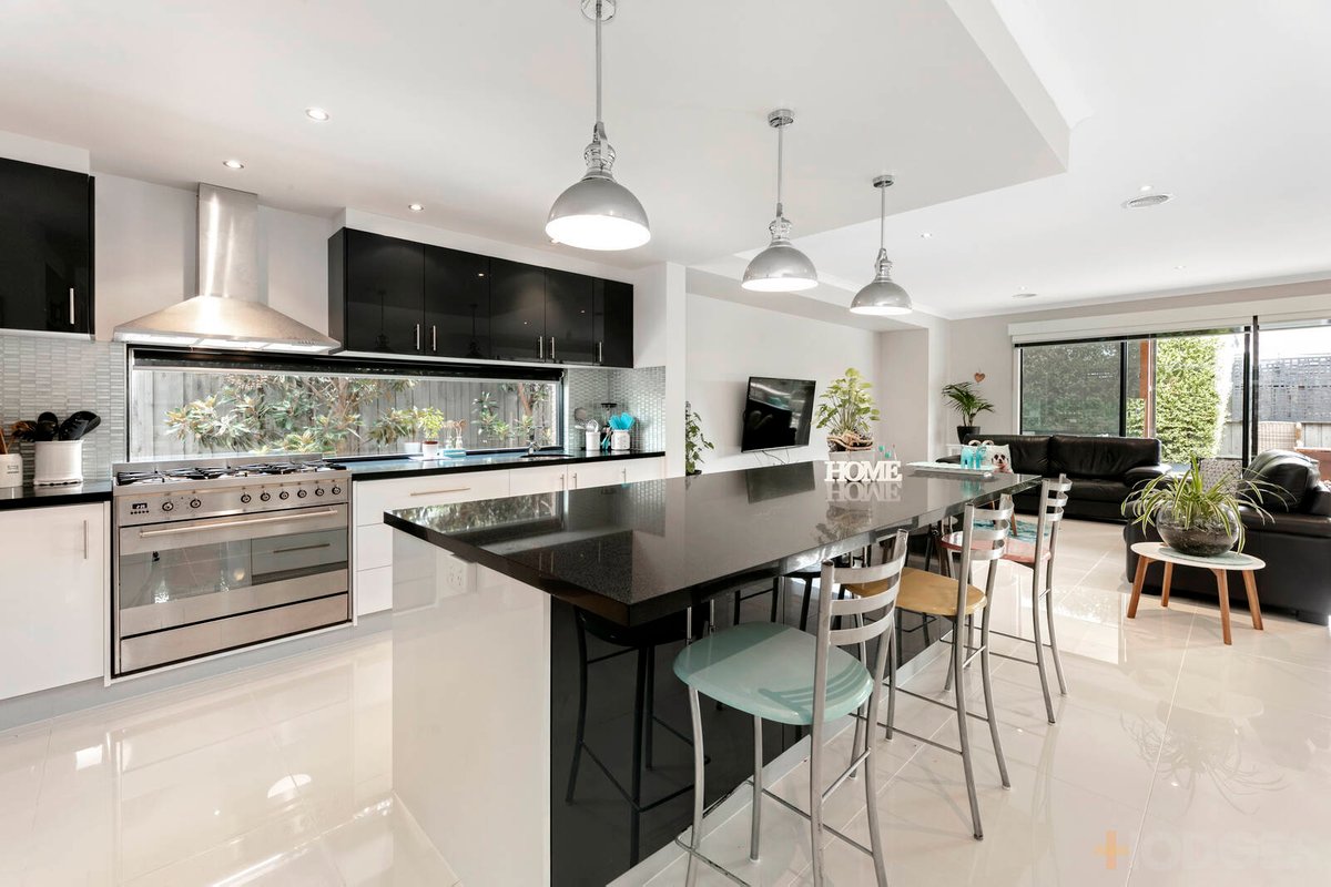 9 Connie Street Bentleigh East - Residential for sale
