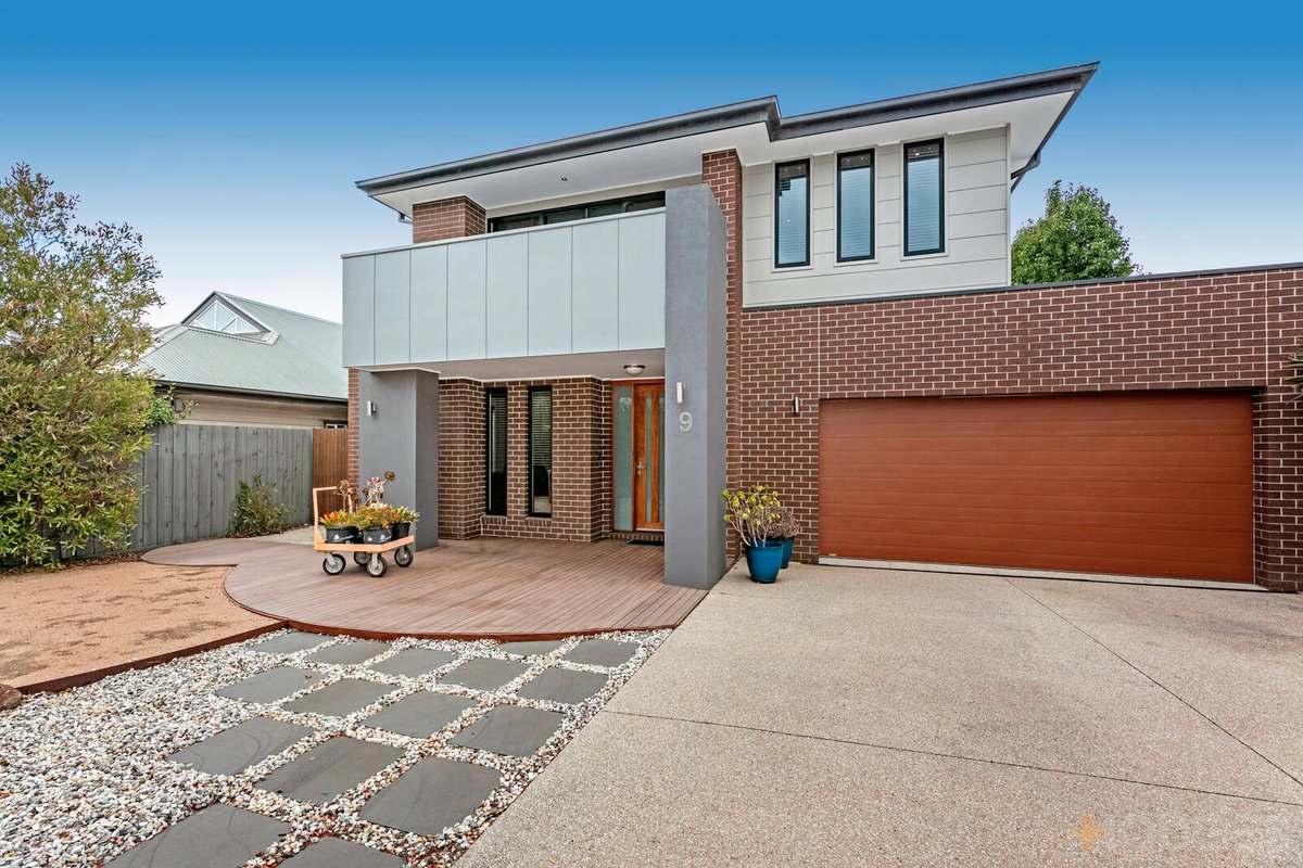 9 Connie Street Bentleigh East - Residential for sale
